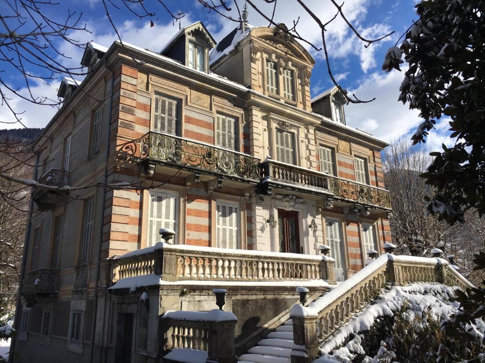 Villa Du Lys Bagneres-de-Luchon Exterior photo